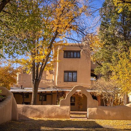 Sagebrush Inn & Suites Taos Exterior photo